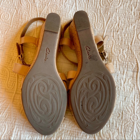 Clark’s Artisan Palmdale Rema Nude Wedge Sandal - Picture 6 of 8